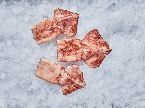 Кальмар свежемороженый