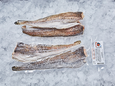 Минтай филе на коже свежемороженое в/у