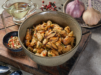 Мидии в чесночном масле	