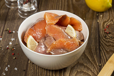 Кета слабосолёная с лимоном
