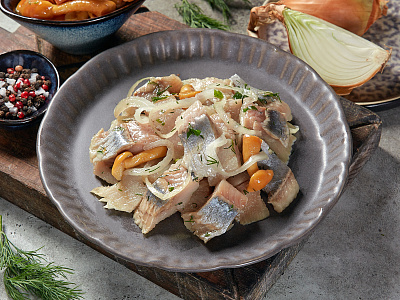 Салат из сельди с грибами "Таежный"