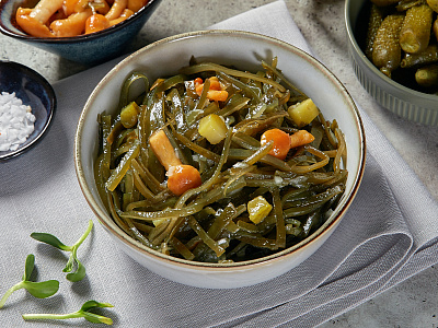Салат из морской капусты с грибами
